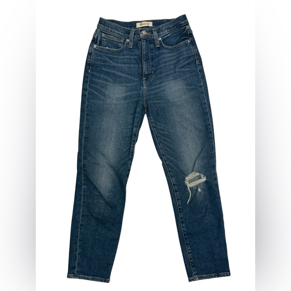 Madewell- The Mom Jean Distressed Blue Jeans Size 26